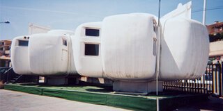 Nathalie Bles : Réactiver une maison bulle six coques