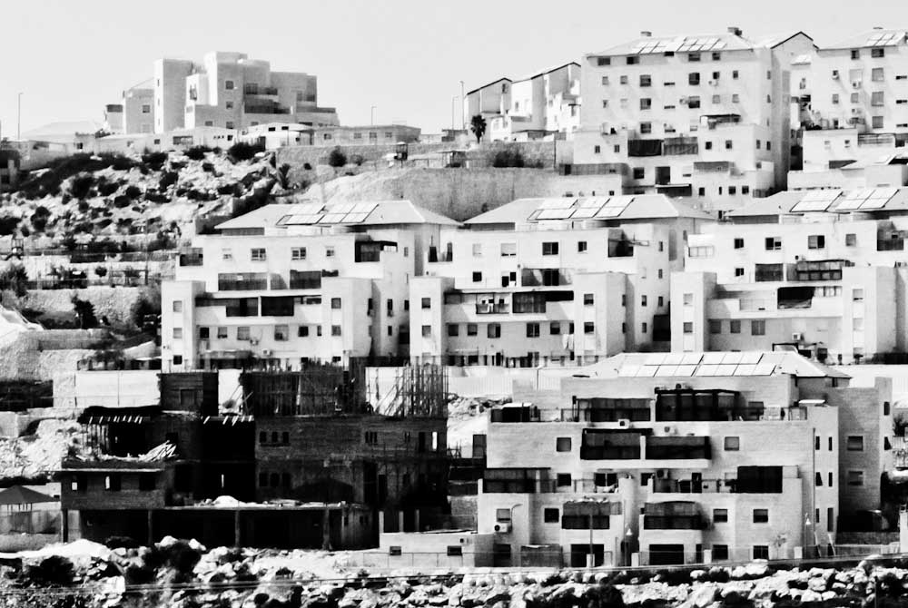 Photographie issue de la série "Palestinian workers in Settlement", © Andrea & Magda.